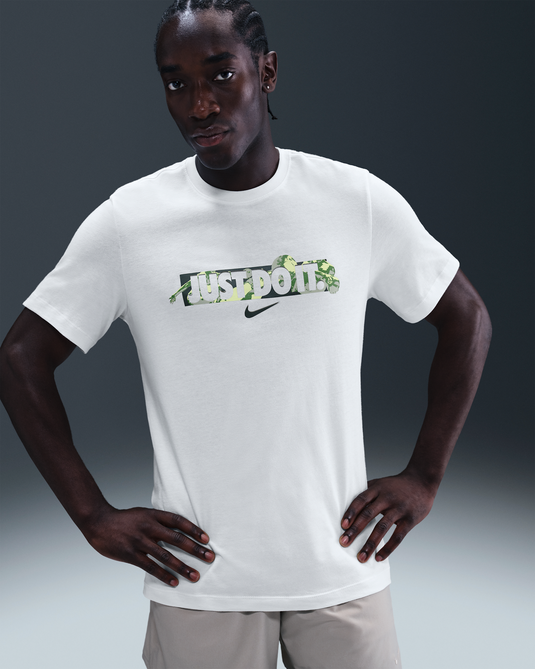 キ*ン様 Nike ロゴ Tシャツ M ホワイト/グリーン Nike Men's T-Shirt. Nike.com